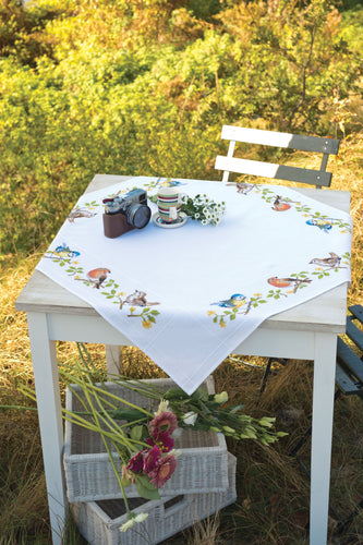 Counted Cross Stitch Kit: Tablecloth: Garden Birds