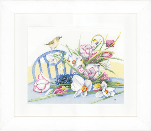 Counted Cross Stitch Kit: Daffodils on Table (Aida)