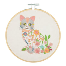 Load image into Gallery viewer, Embroidery Kit with Hoop: Cat