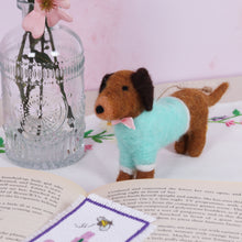 Load image into Gallery viewer, Needle Felting Kit: Dachshund