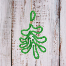Load image into Gallery viewer, French Knitting Wire Kit: Mistletoe